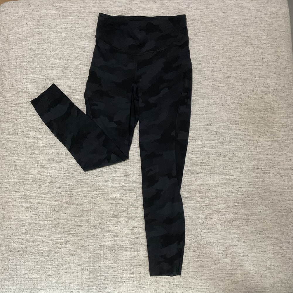 Lululemon Black Camouflage Women's Leggings